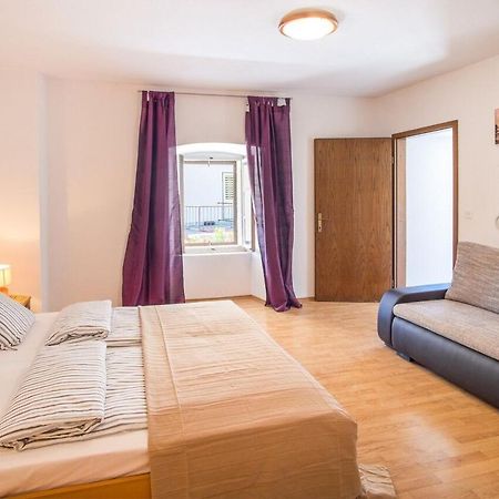 Apartment Polo Врбник Экстерьер фото